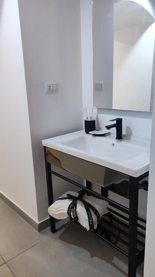 Amalo Guest House Μπάρι Εξωτερικό φωτογραφία